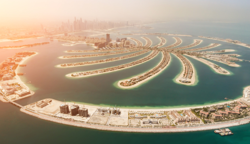 1. Explore the Glamour of Dubai with Traveleon Agency: Flights, Visa Assistance & Unforgettable Group Tours