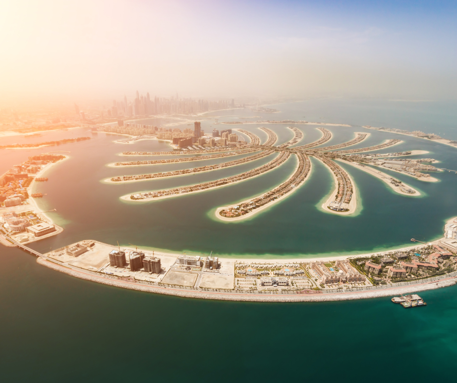 1. Explore the Glamour of Dubai with Traveleon Agency: Flights, Visa Assistance & Unforgettable Group Tours